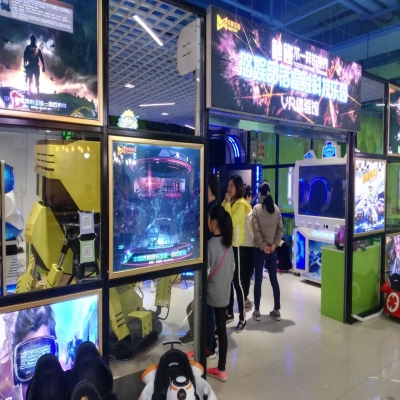 vr體驗(yàn)館投入成本如何，vr體驗(yàn)館加盟多少錢？